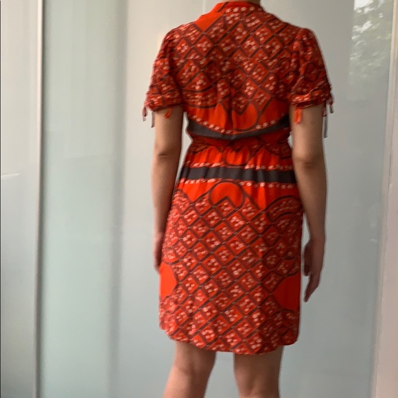 📌 MOULINETTE SOEURS Red Silk Floral Patch Dress - Picture 5 of 5